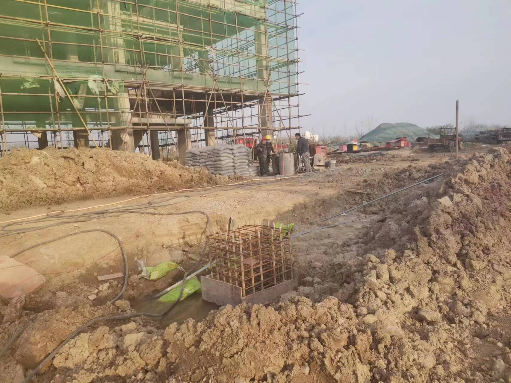 临渭当桥梁出现裂缝的时候应该及时加固修补